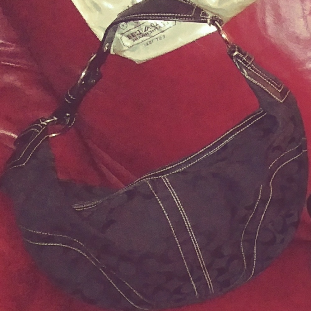 Designer Purses - Picture 5 of 8